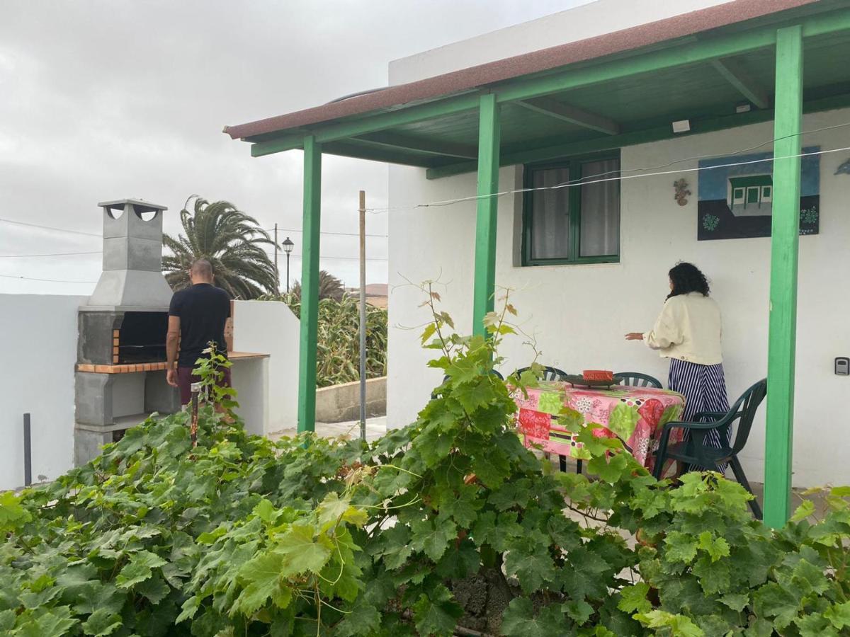 Casa Antonia Reyes, A La Sombra De Famara Appartement Munique Buitenkant foto